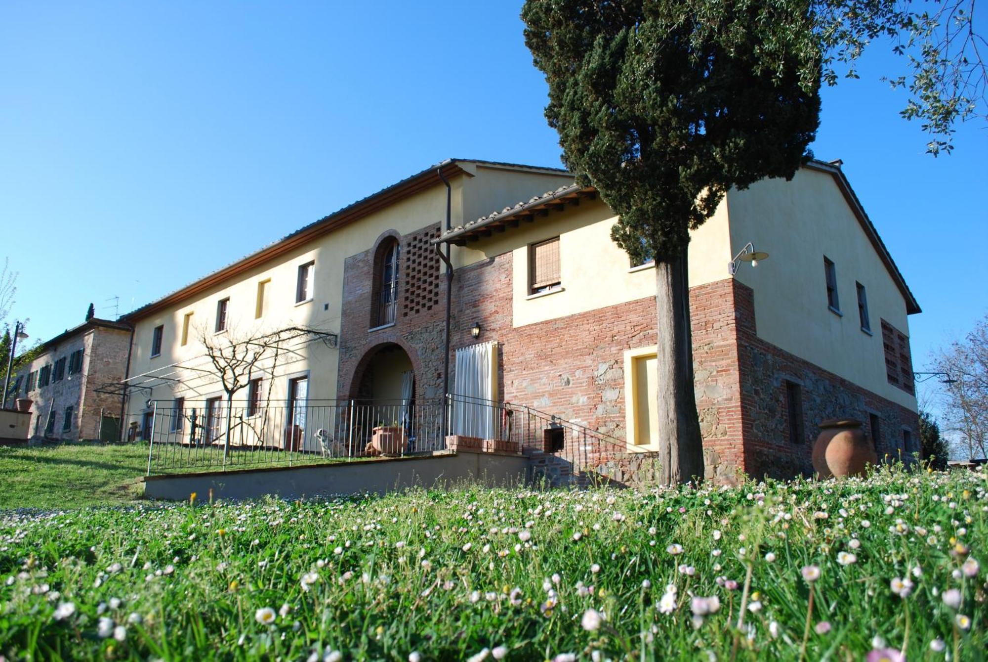 Agriturismo Fattoria Rozzalupi Cerreto Guidi Eksteriør billede