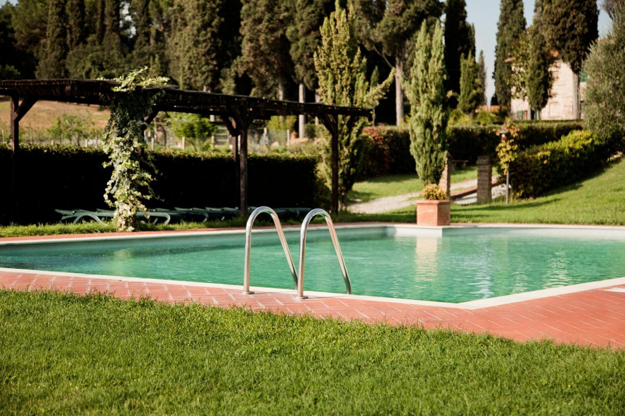 Agriturismo Fattoria Rozzalupi Cerreto Guidi Eksteriør billede