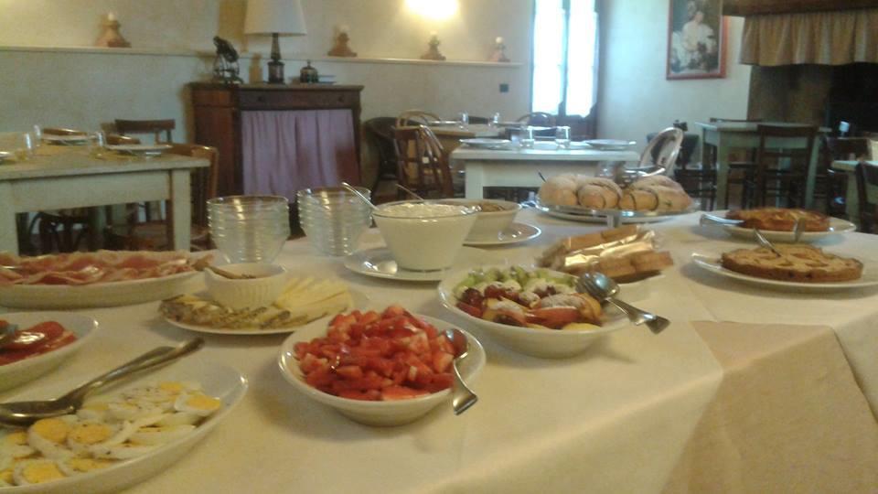 Agriturismo Fattoria Rozzalupi Cerreto Guidi Eksteriør billede