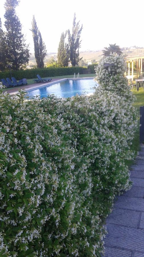 Agriturismo Fattoria Rozzalupi Cerreto Guidi Eksteriør billede